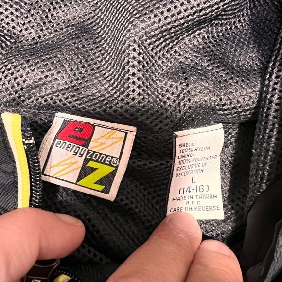 Energy Zone jacket size large - Picture 3 of 5